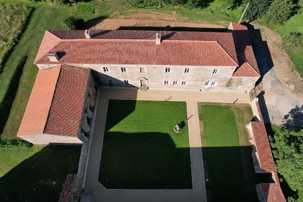 Abbaye De Trizay Vendée