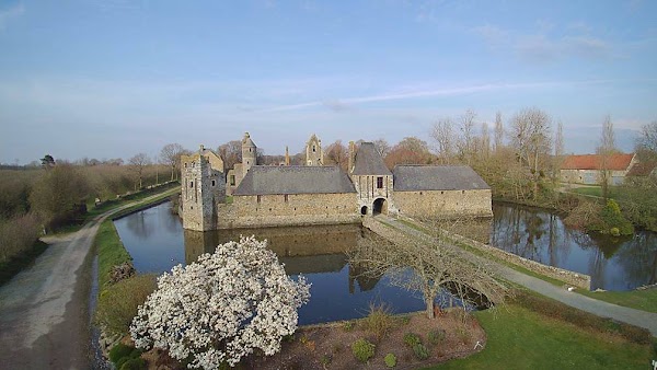 Gratot Castle