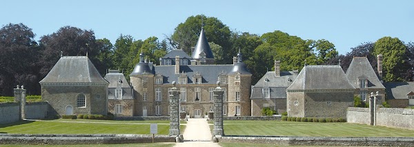 Zoo and Castle Bourbansais