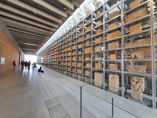 Narbo Via museum