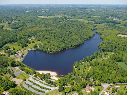 Grand Etang de St-Estèphe