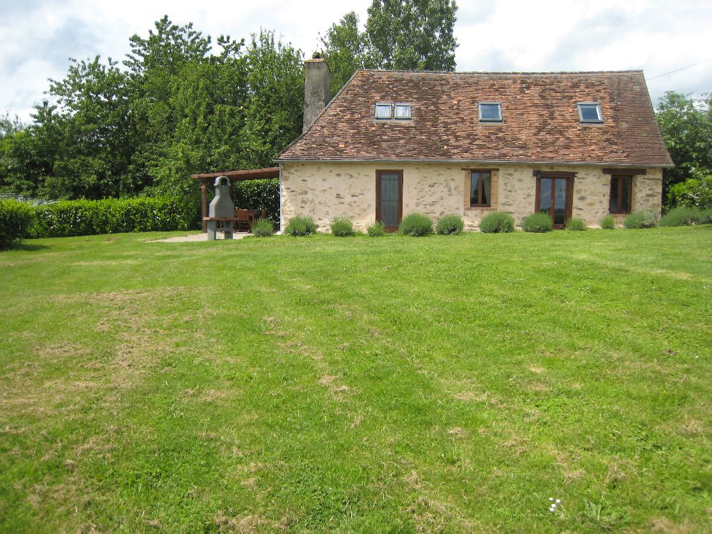 Quaint 18th Century spacious stone cottage with stunning views