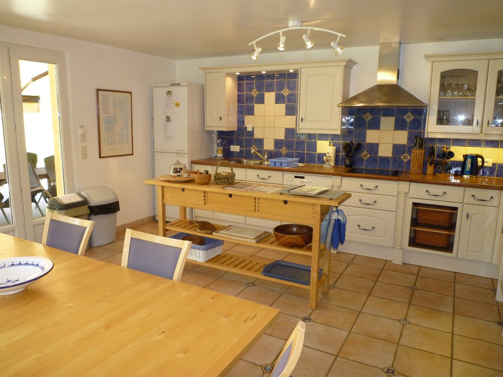 STUNNING 18thC PROPERTY. HUGE HEATED POOL IN PRIVATE 50 ACRE ESTATE