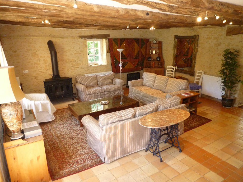 STUNNING 18thC PROPERTY. HUGE HEATED POOL IN PRIVATE 50 ACRE ESTATE