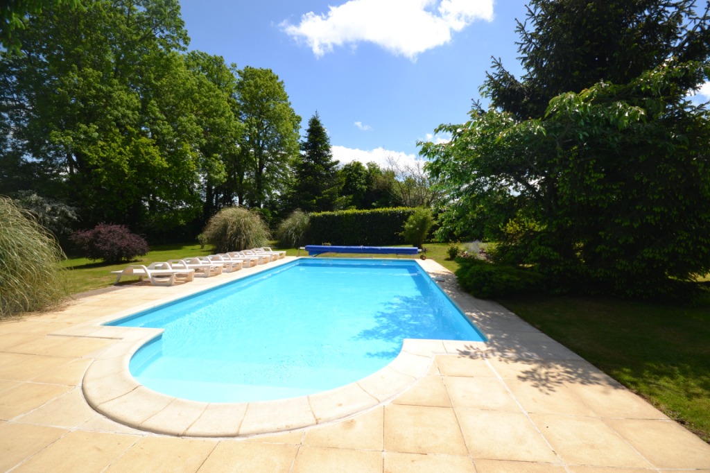 La Maison Seronera - Large Farmhouse with Private Pool - sleeps 11