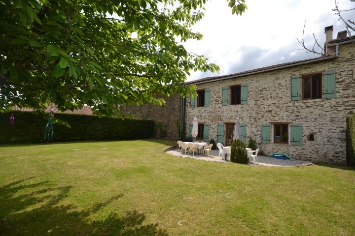 La Grange Souris -Gite in private grounds with private pool - 9 people