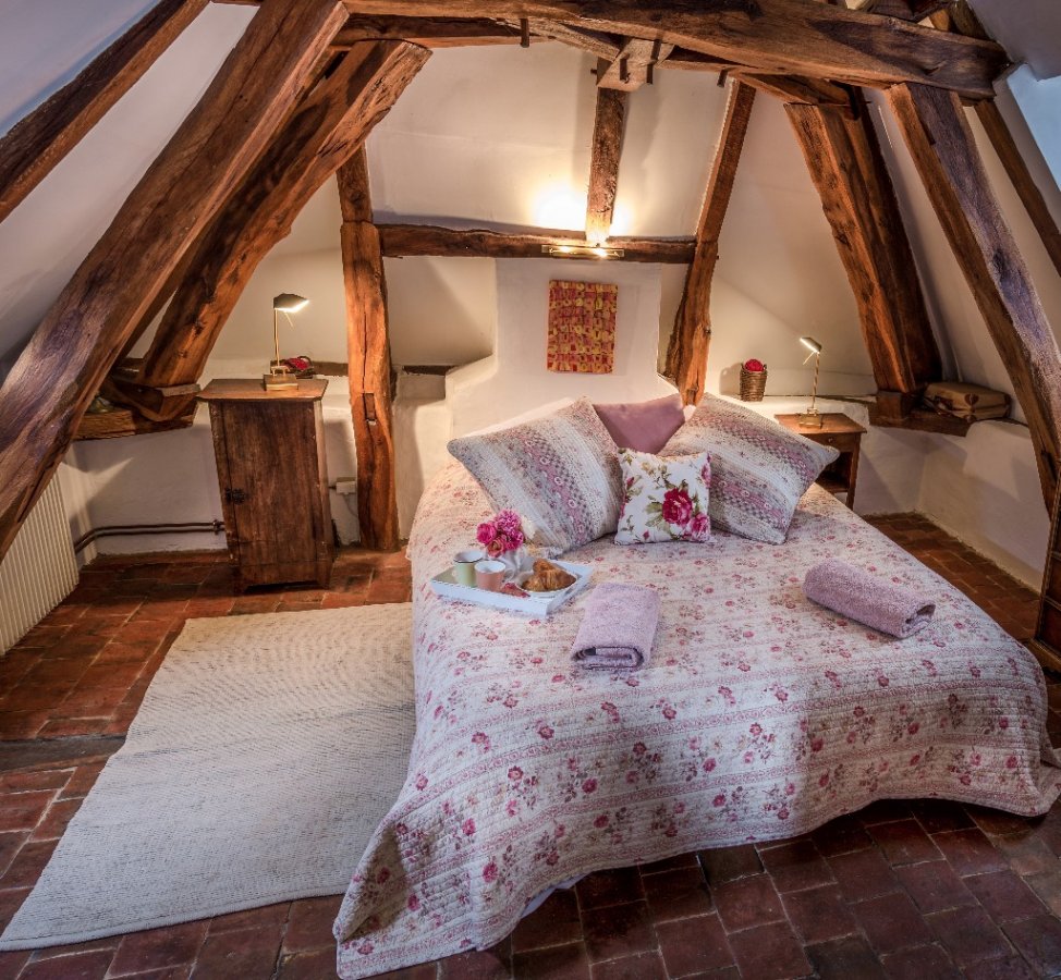 Priest's House with Pool and 2 Acres of Gardens in Beautiful Village