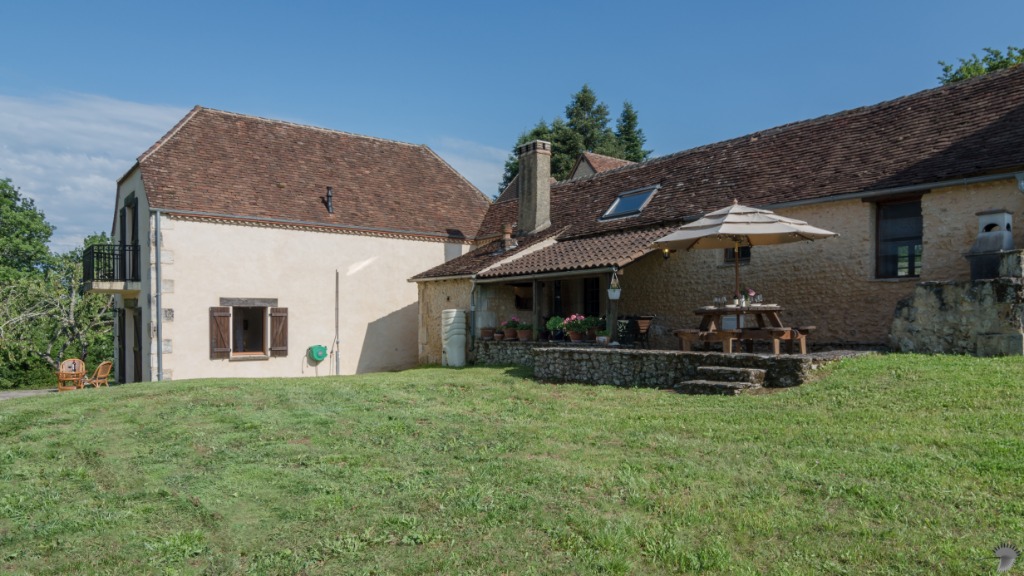 La Perode - beautifully renovated Dordogne farmhouse