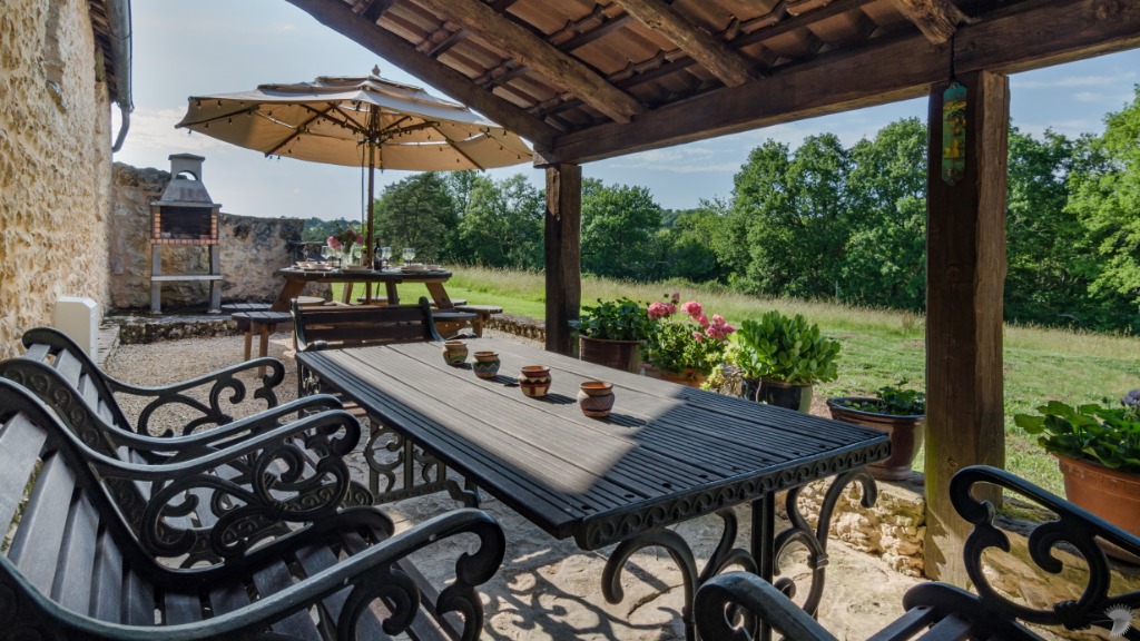 La Perode - beautifully renovated Dordogne farmhouse