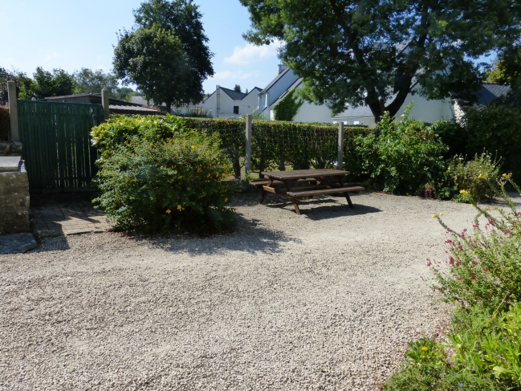 The Farmhouse, Breton cottage in Village centre