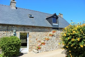 The Atelier, traditional cottage in village center
