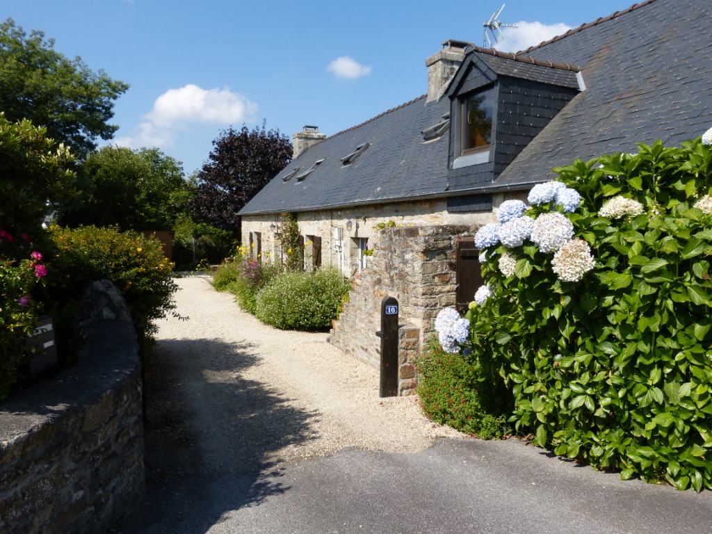 The Atelier, traditional cottage in village center — 3-chambres Gîte à Fouesnant