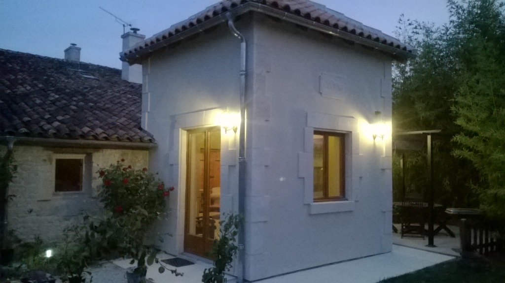 Sweet gite for 4 people with huge play area & 2 swimming pools