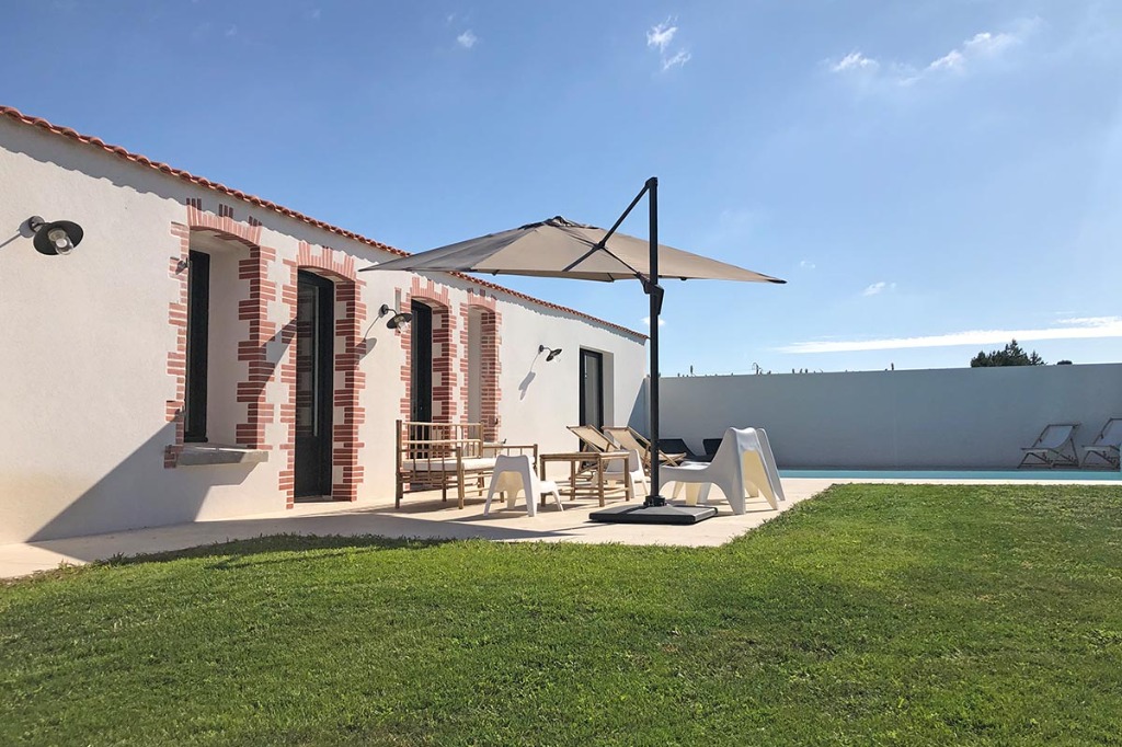 La Borderie - Coastal villa for 8 with private heated pool - Vendee