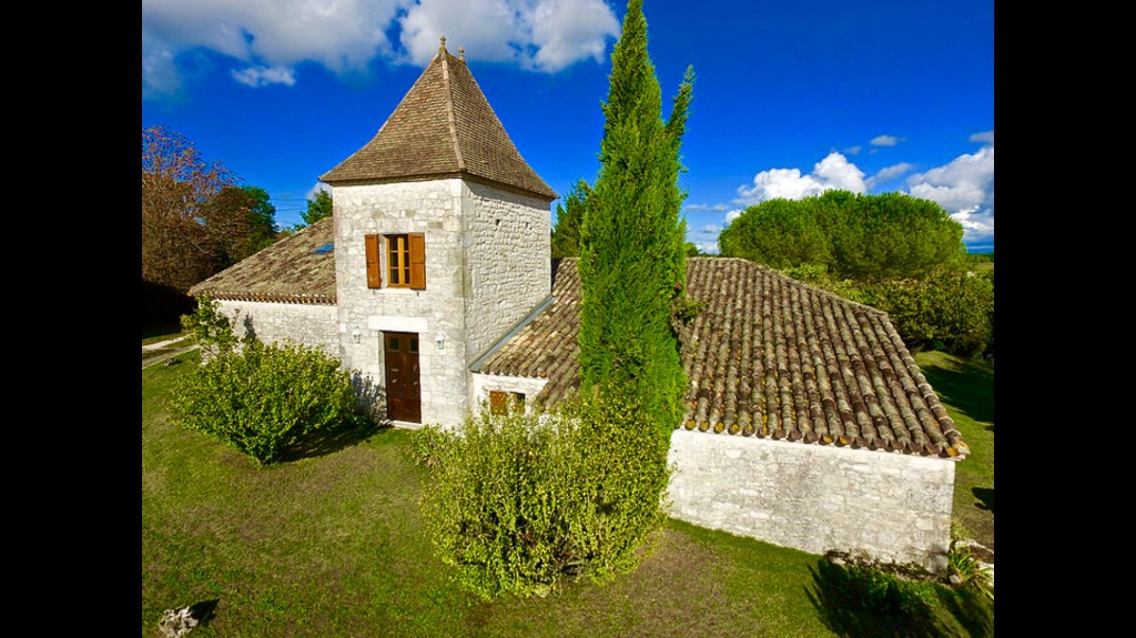 Character House for 6 guests with private pool — 3-slaapkamer Huis in Lot