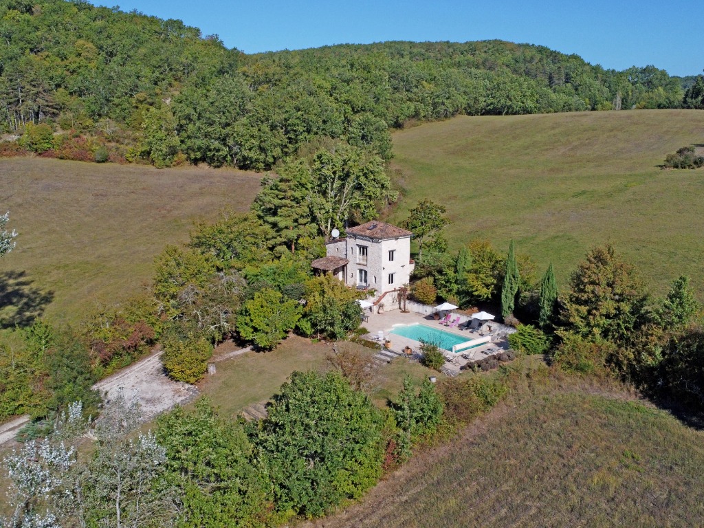 La Tuque: Secluded Countryside Retreat for 6 near Montcuq