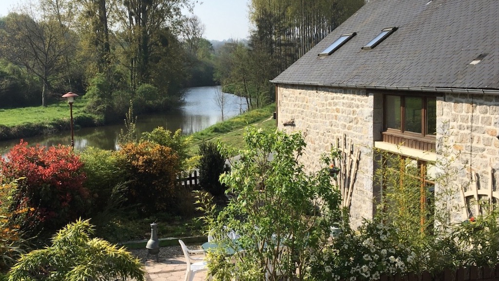 3★ Family & Pet-Friendly Riverside Holiday Cottage in Léhon, near Dinan | Quai du Val