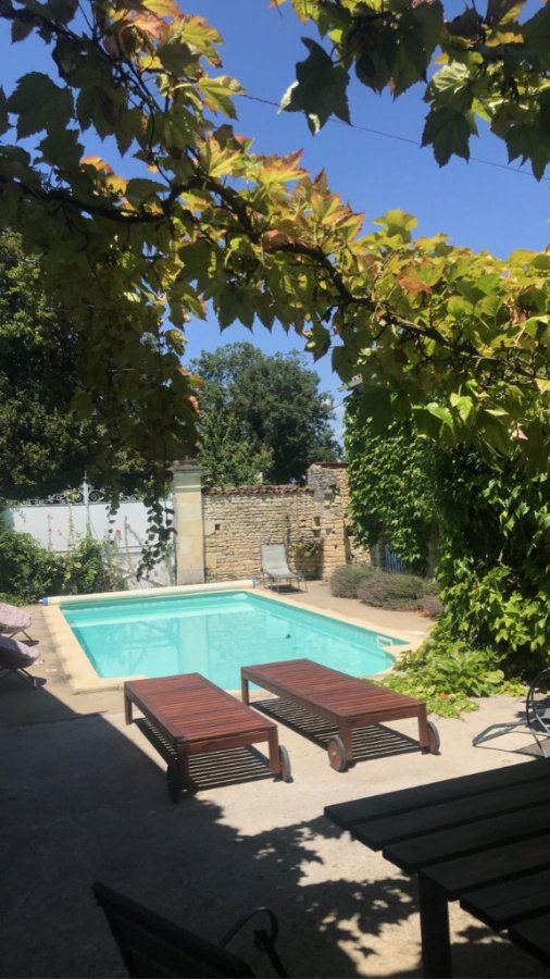 Charentaise farmhouse with private heated pool