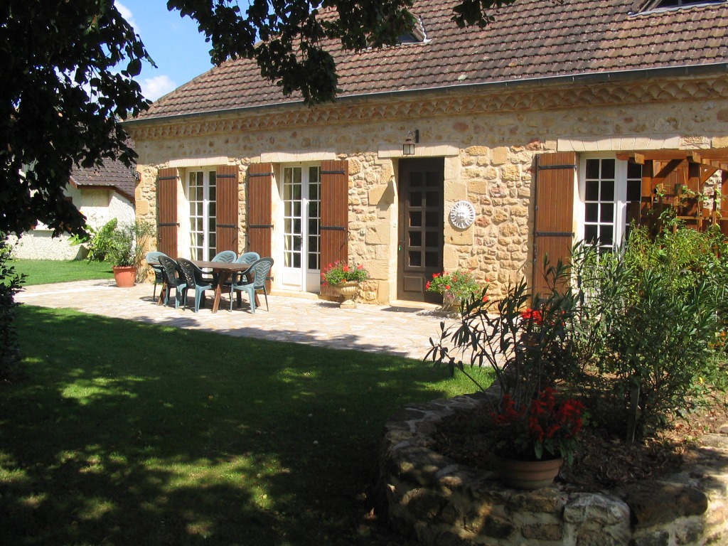 Farmhouse set in 4 hectares near medieval town of Gourdon in the Lot — 3-dormitorios Casa rural en Midi-Pyrenees