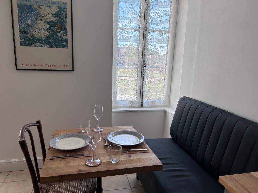 Le Verger - 4*Hirondelle.  Pretty gîte with pool in Charente Maritime
