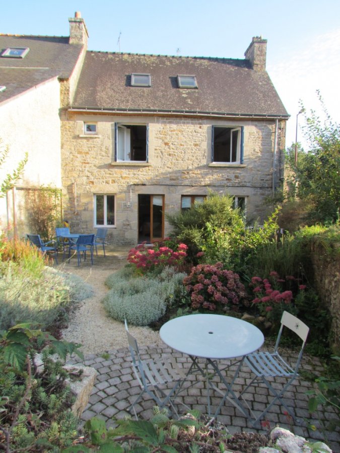 Romantic stone and beam cottage escape in the heart of Celtic Brittany