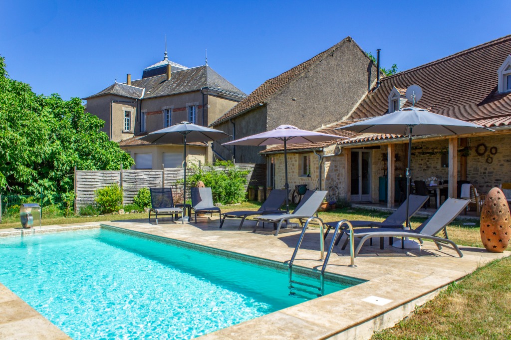Coucou Cottage Village Stay with Private Pool