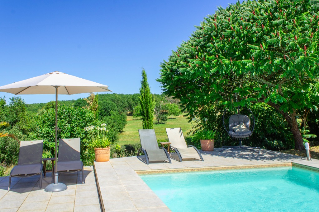 La Garnison Villa for 8 - Village stay with pool and garden