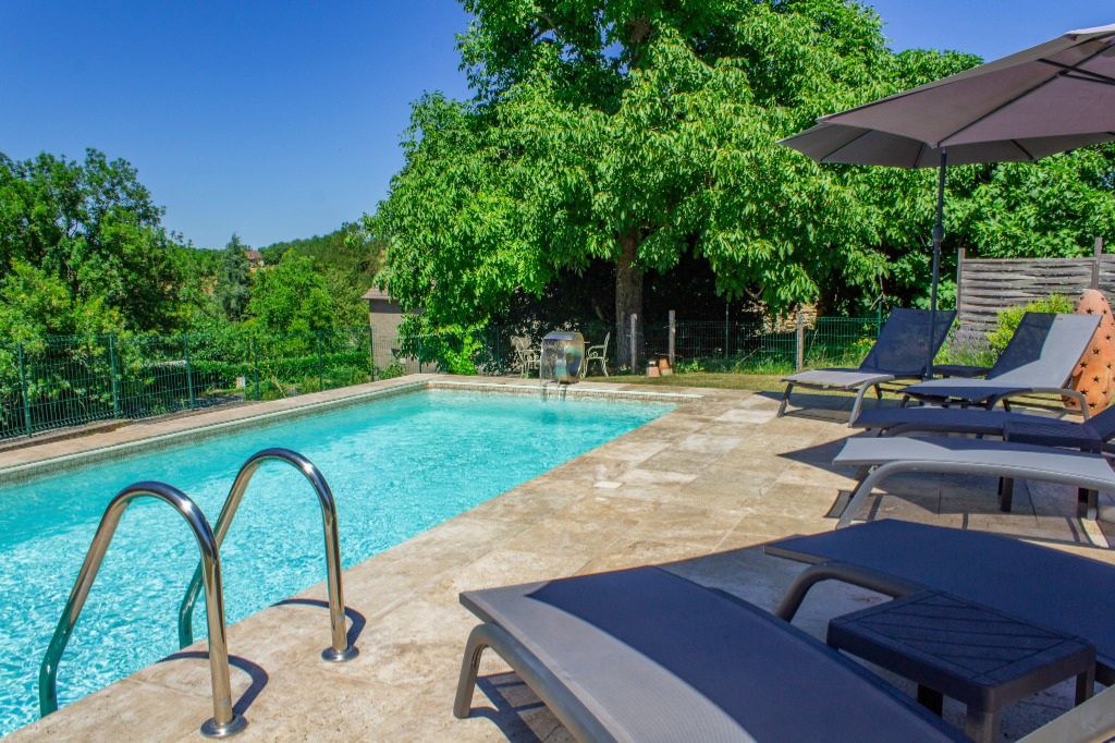 Coucou Cottage Village Stay with Private Pool