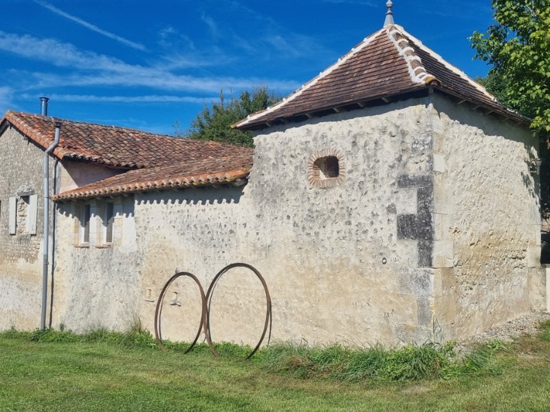 Les Chauvins - 2 independent gîtes with far reaching countryside views