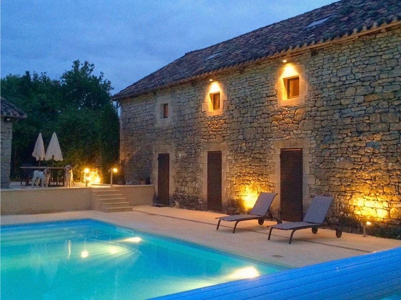 Stylish Character Barn in a Natural Park, near Cahors