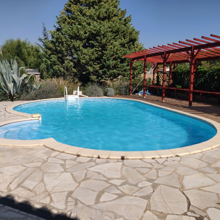 Detached villa in Homps