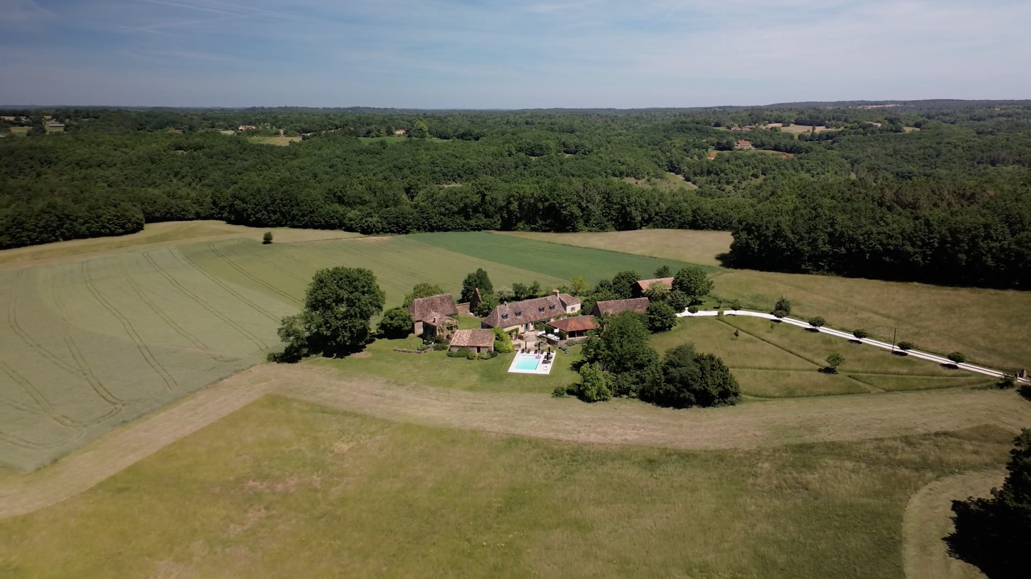 Le Mas & Le Mazet - aerial view