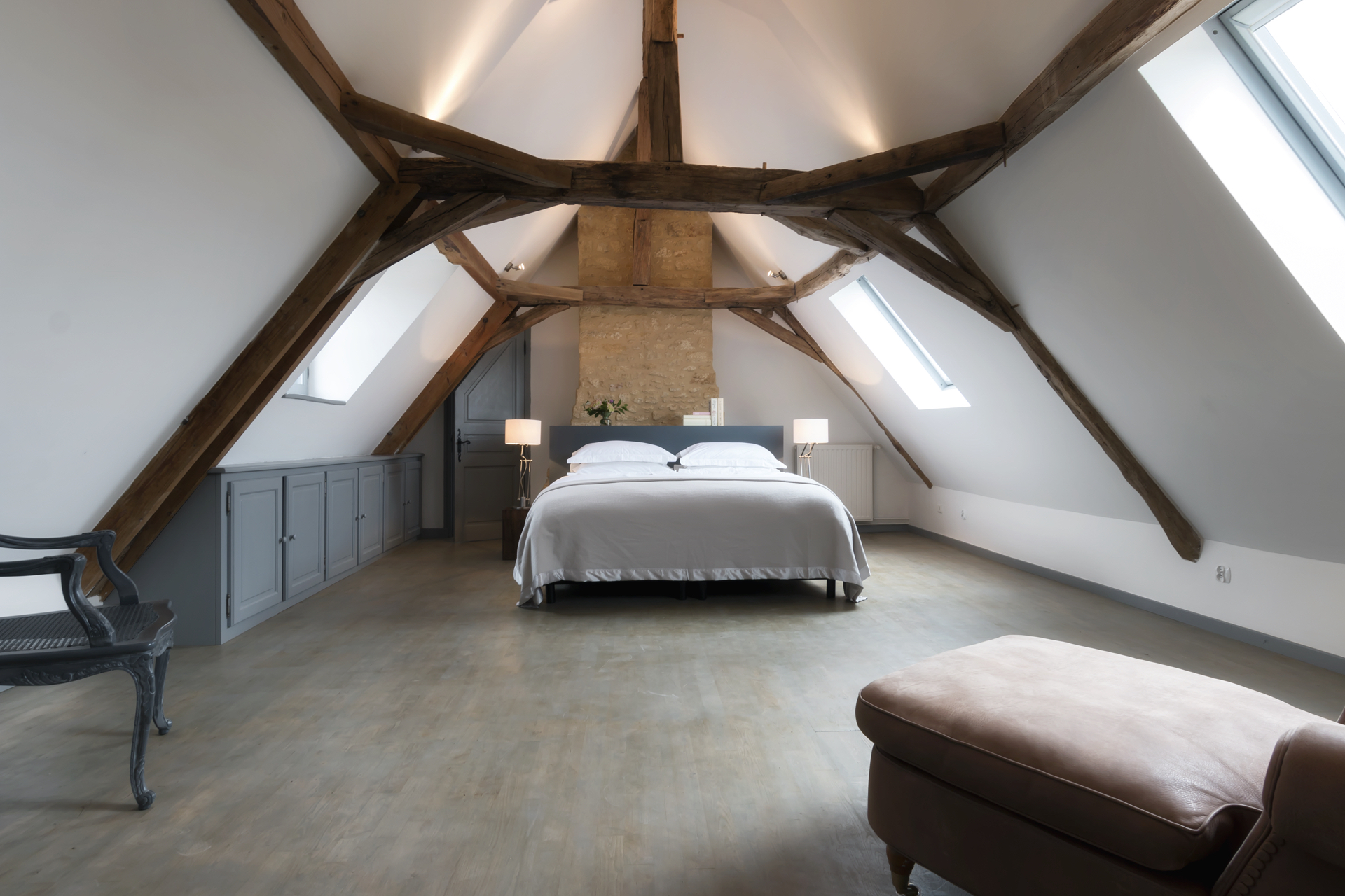 Le Mas & Le Mazet - bedroom 1 by Stella Gommans