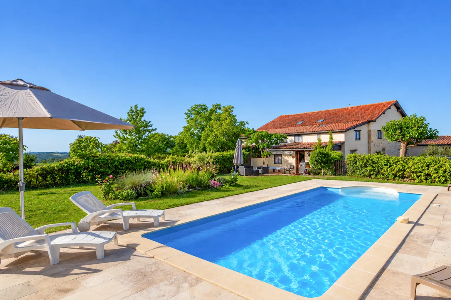 Les Oliviers – Private Pool and Ground-Floor Bedroom & Bathroom near Duras — 3-bed Gite in Lot-et-Garonne