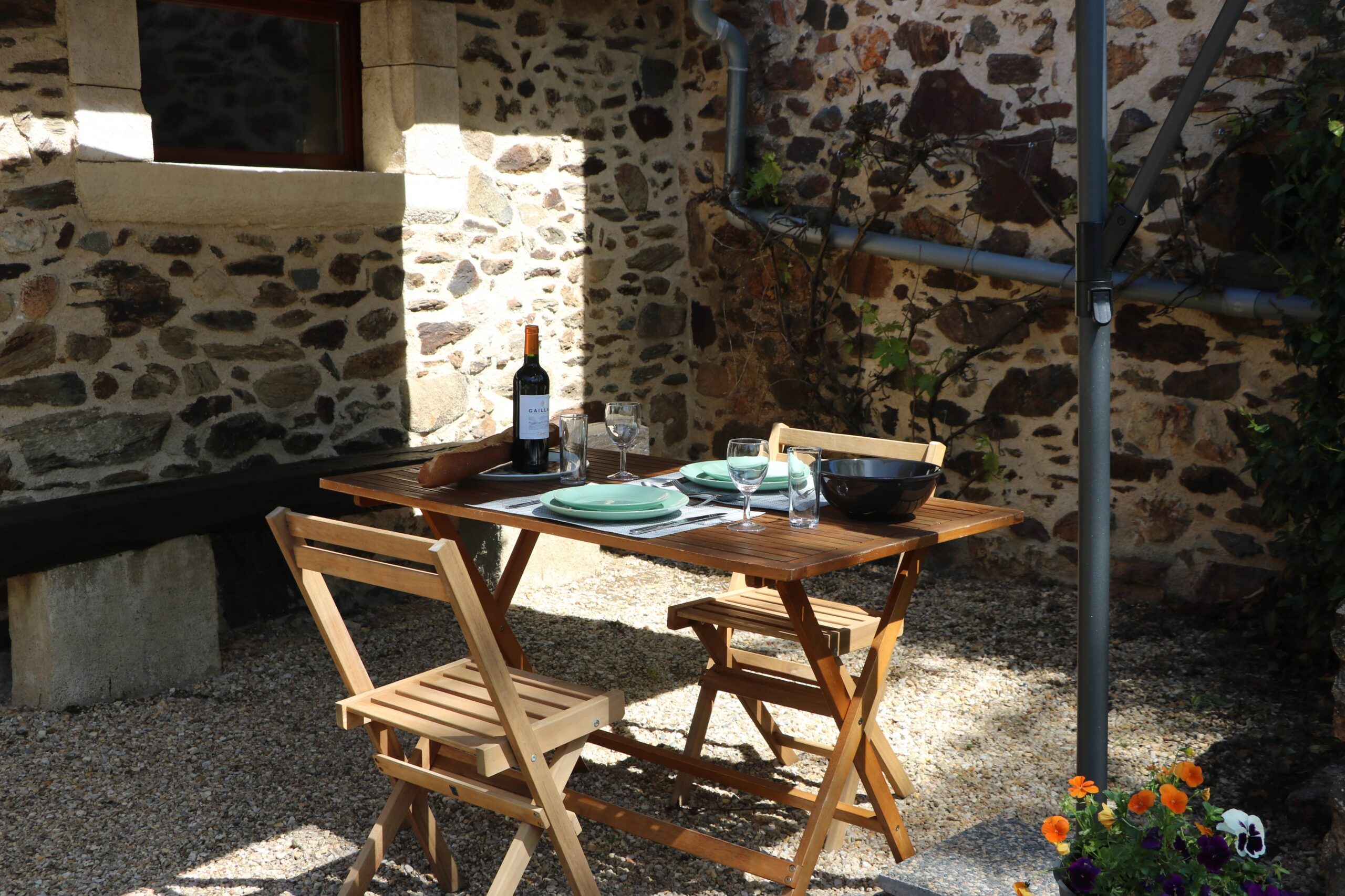 Harriet outdoor dining terrace