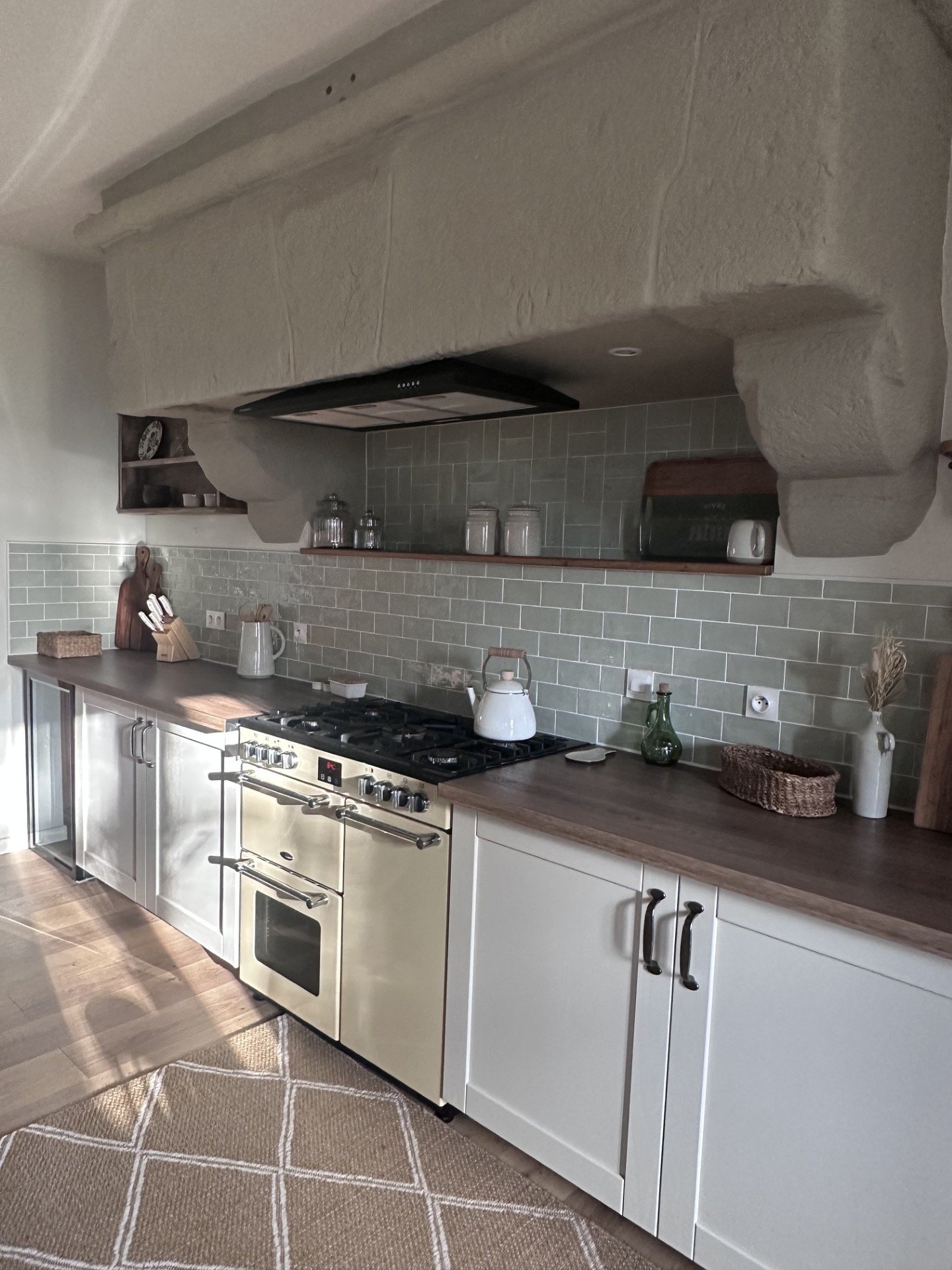 The Farmhouse Kitchen