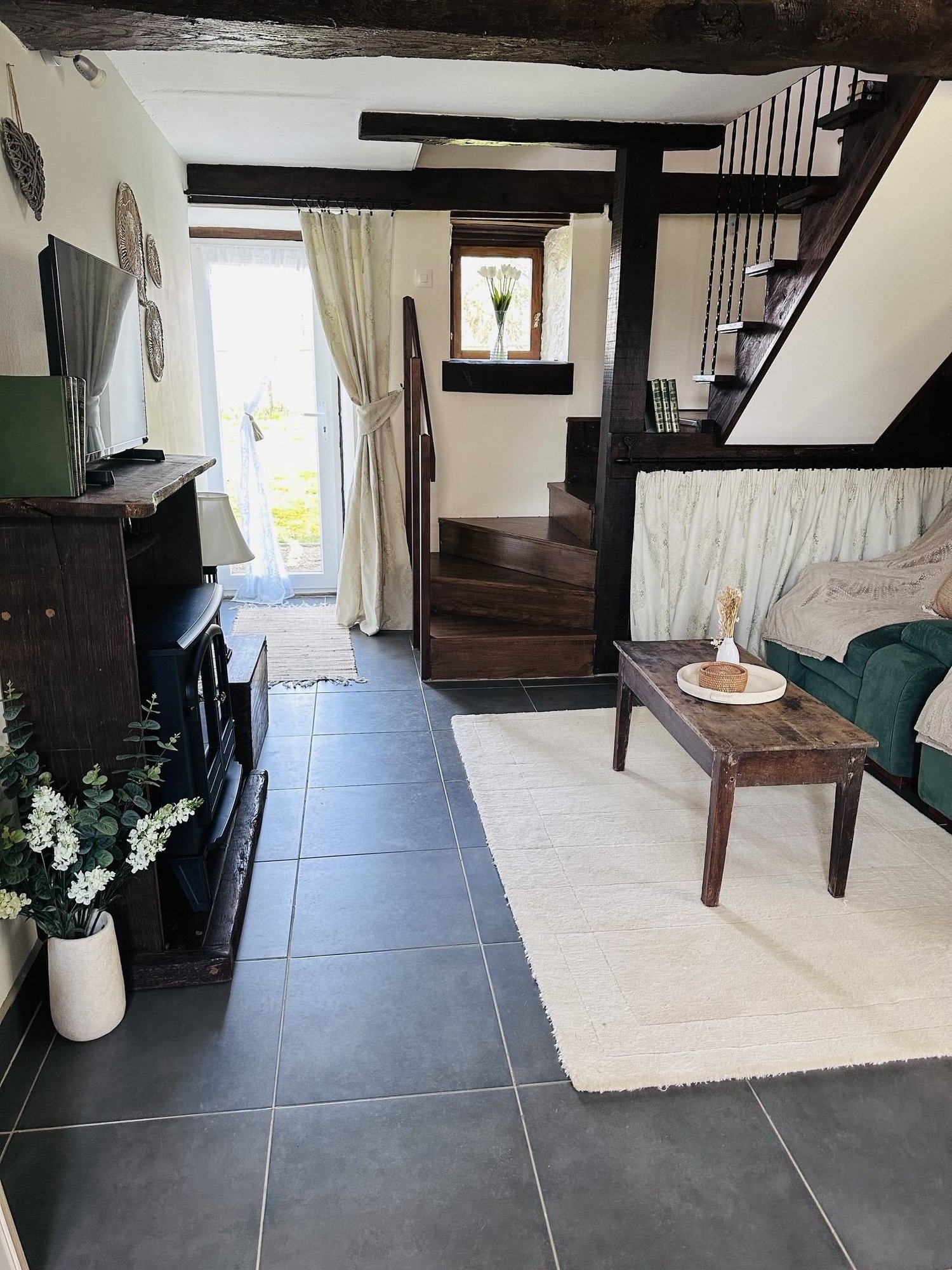 The Goose Nook Lounge