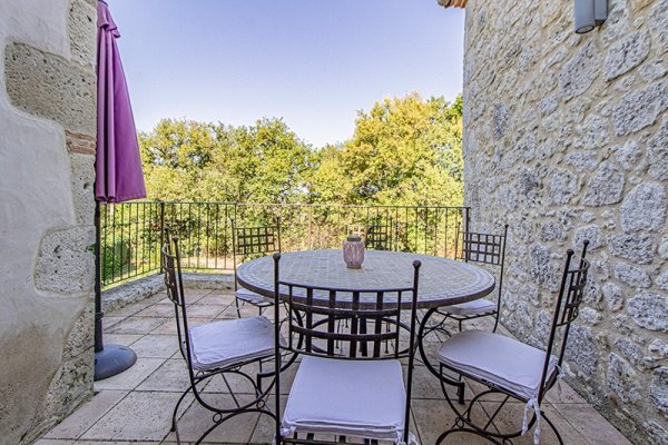 Villa Lucia, secluded, with private pool and air conditioning